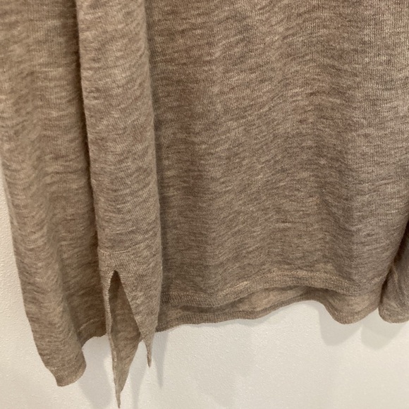 Vince Wool Cashmere Boyfriend V Neck Sweater - Picture 3 of 6